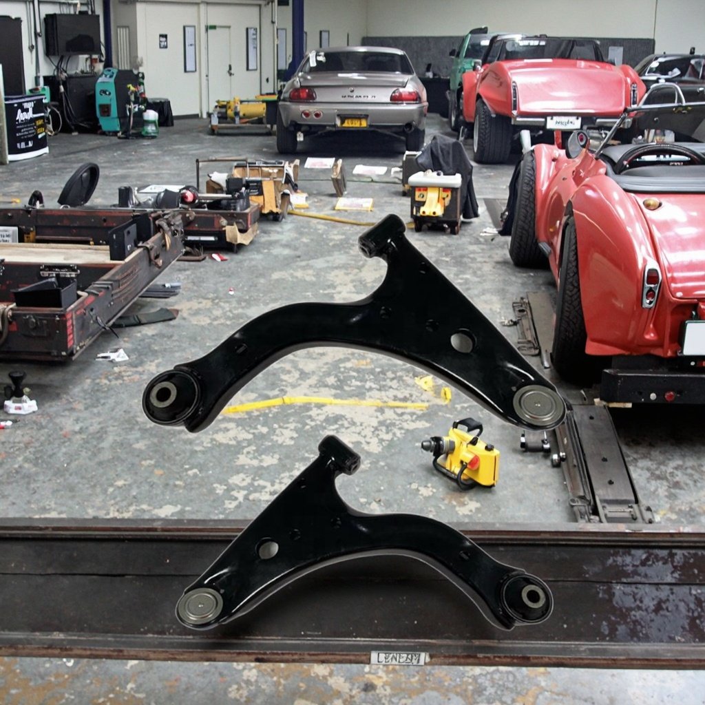 Suspension System Swing Arm OEM 48068-0K010 48069-0K010 Front Lower Left Right Control Arm for Toyota Hilux 2WD